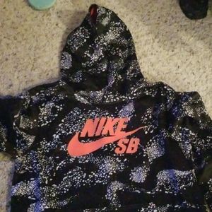 Nike boys xl hoodie drifit like new